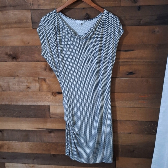 CABI Rushed Jersey Knit Dress SZ Medium - Picture 2 of 8